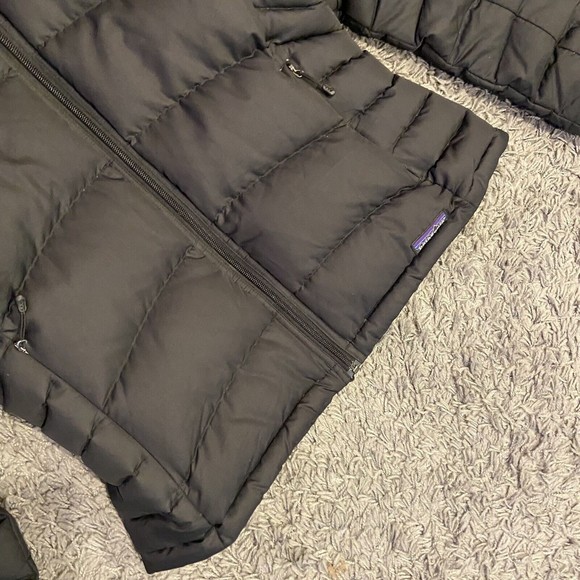 Patagonia Women’s Down Puffer Jacket in Black Size L - Picture 3 of 16